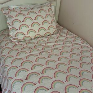 Potterybarn Rainbow Duvet and Sham - Twin - white